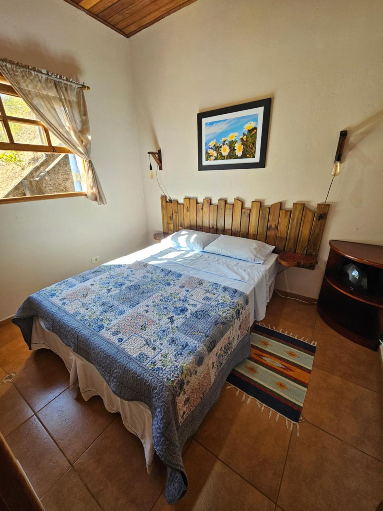 Casa De Campo Araxa Na Montanha Com Piscina ปิราคายา ภายนอก รูปภาพ