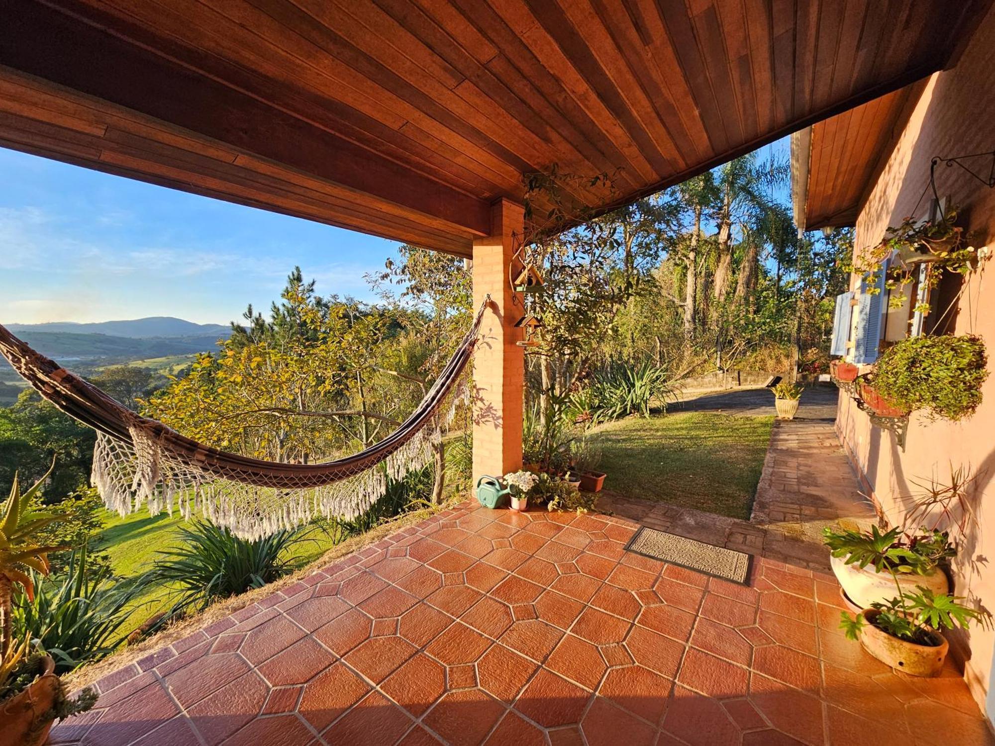 Casa De Campo Araxa Na Montanha Com Piscina ปิราคายา ภายนอก รูปภาพ
